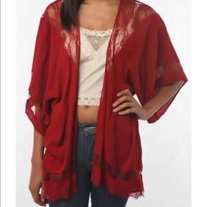 Reformed by The Reformation Ella Kimono Wrap RED